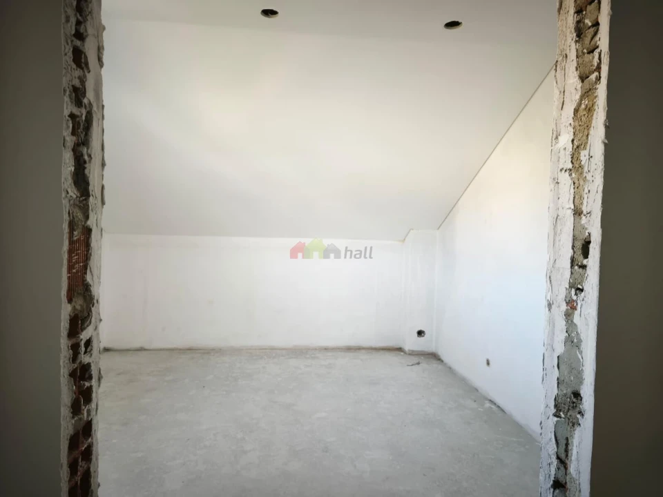 Moradia T4 para Venda em Fernao Ferro Foto 25