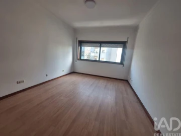 Apartamento T2 para Venda em Santa Marinha e São Pedro da Afurada