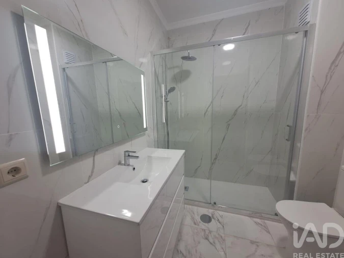 Apartamento T2 para Venda em Santa Marinha e São Pedro da Afurada Foto 7