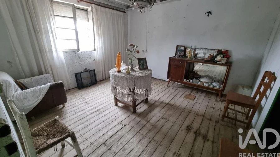 Quinta T2 para Venda em Famalicão Foto 3