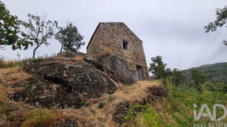 Quinta T2 para Venda em Famalicão Foto 16