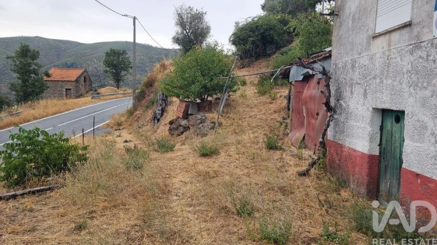 Quinta T2 para Venda em Famalicão Foto 25