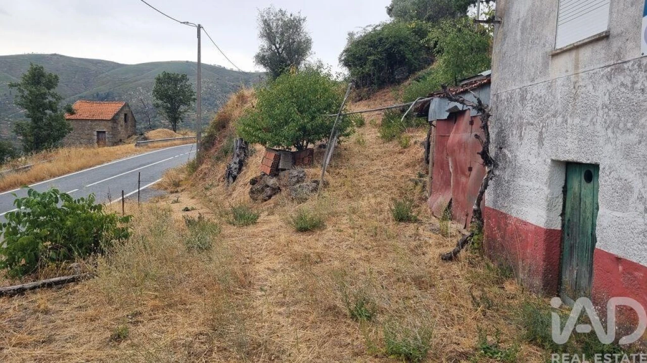 Quinta T2 para Venda em Famalicão Foto 25