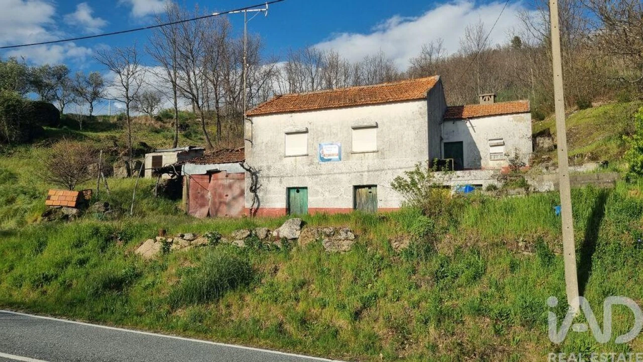 Quinta T2 para Venda em Famalicão Foto 2