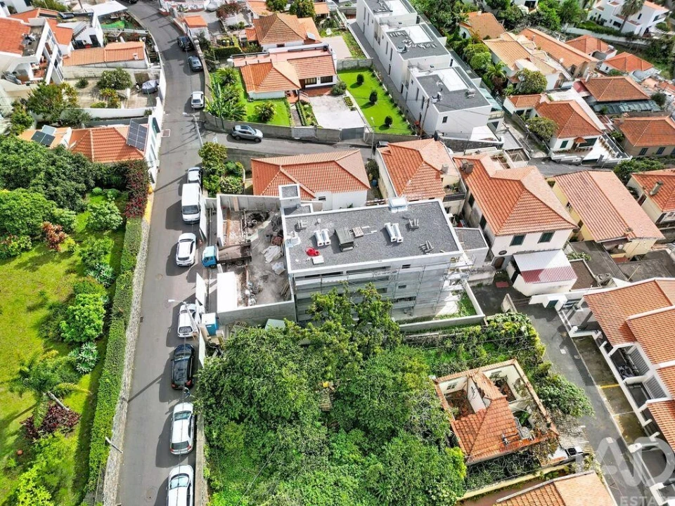 Apartamento T2 para Venda em Funchal (Santa Maria Maior) Foto 17