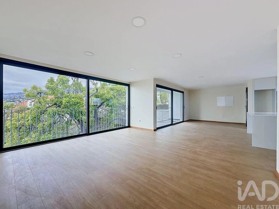 Apartamento T2 para Venda em Funchal (Santa Maria Maior) Foto 5