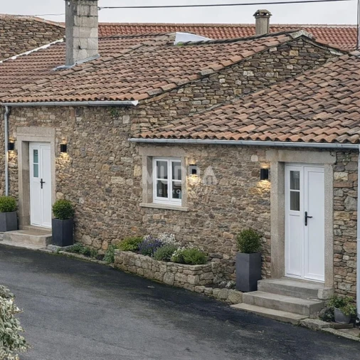 Moradia T2 para Venda em Pinelo Foto 5