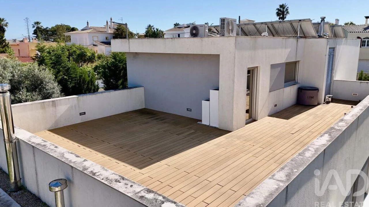 Moradia T4 para Venda em Lagos (São Sebastião e Santa Maria) Foto 19