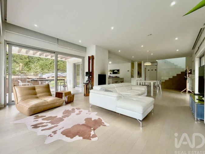 Moradia T4 para Venda em Lagos (São Sebastião e Santa Maria) Foto 5