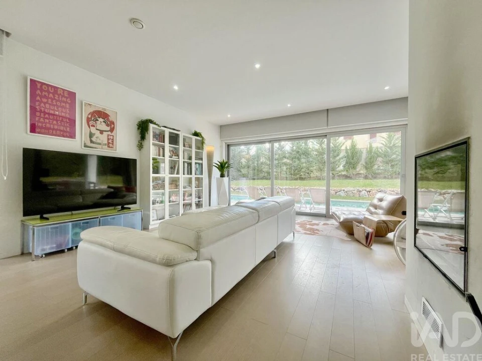 Moradia T4 para Venda em Lagos (São Sebastião e Santa Maria) Foto 6