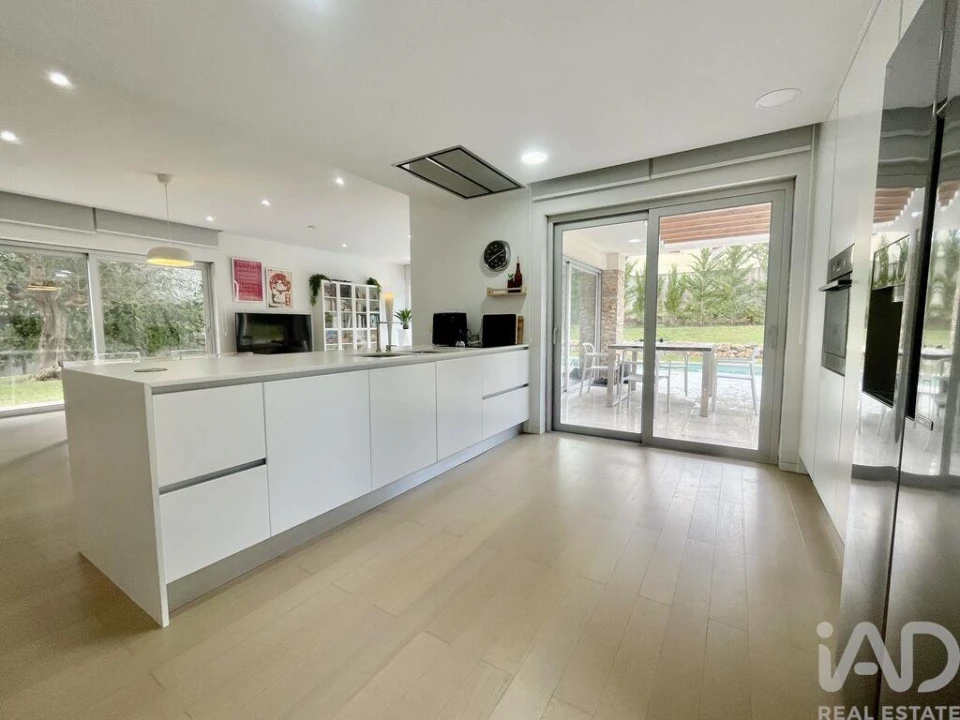 Moradia T4 para Venda em Lagos (São Sebastião e Santa Maria) Foto 8