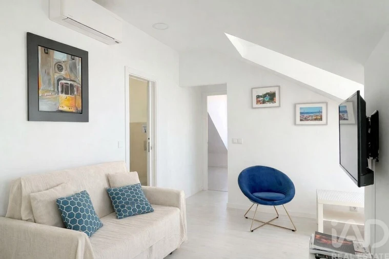 Apartamento T2 para Arrendamento em Santa Maria Maior Foto 4