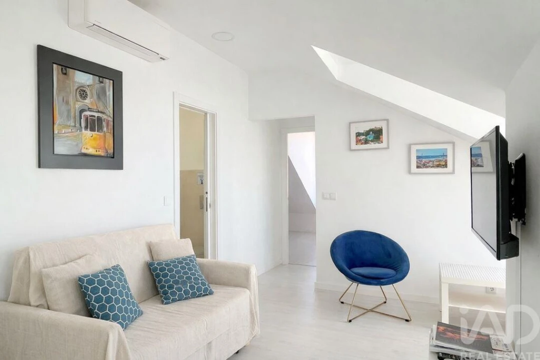 Apartamento T2 para Arrendamento em Santa Maria Maior Foto 4