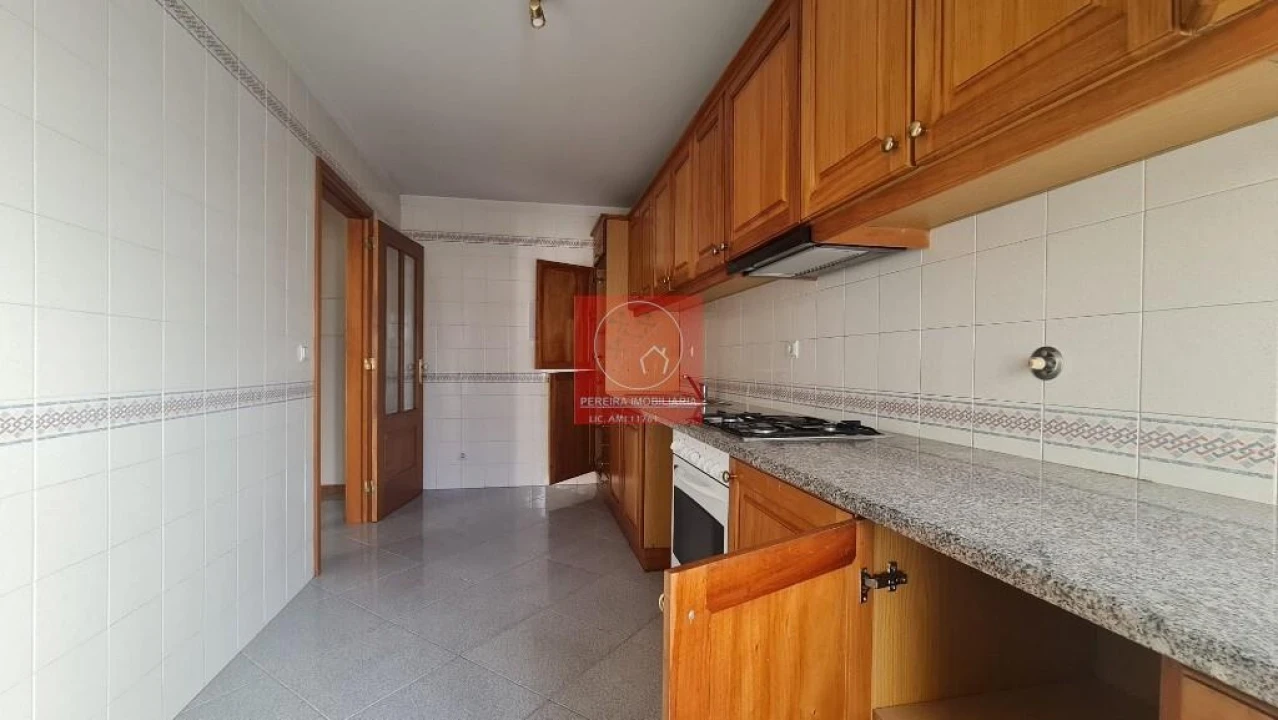 Apartamento T1 para Venda em Subportela, Deocriste e Portela Susã Foto 5