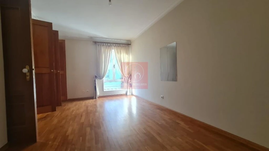 Apartamento T1 para Venda em Subportela, Deocriste e Portela Susã