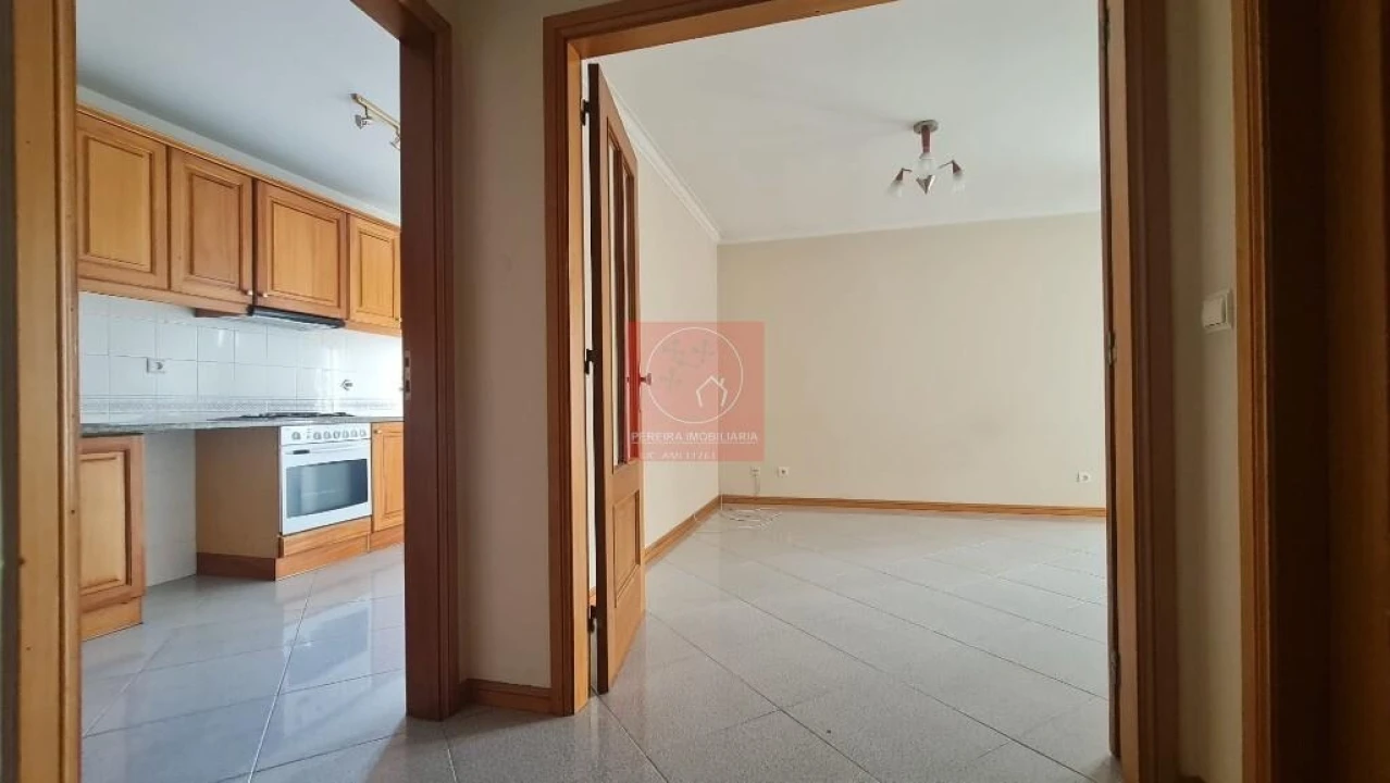 Apartamento T1 para Venda em Subportela, Deocriste e Portela Susã Foto 8