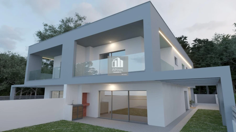 Moradia T4 para Venda em Fernao Ferro Foto 7