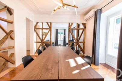 Apartamento T2 para Arrendamento em Santo António