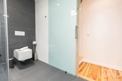Apartamento T2 para Arrendamento em Santo António