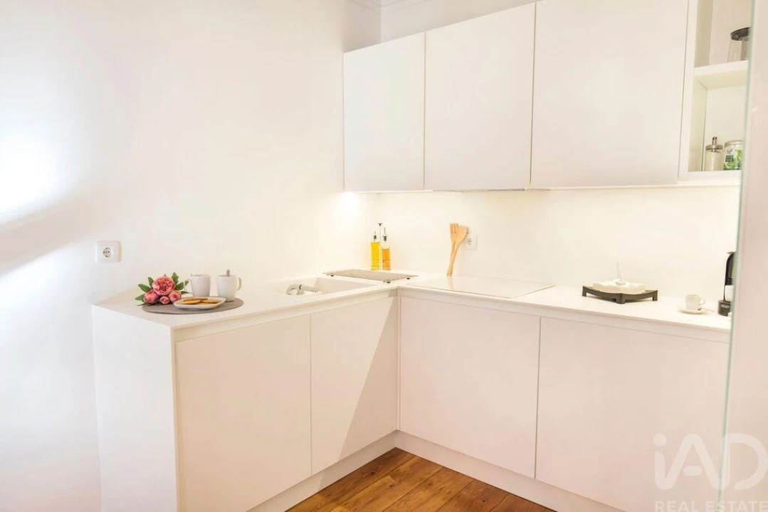 Apartamento T2 para Arrendamento em Santo António Foto 12