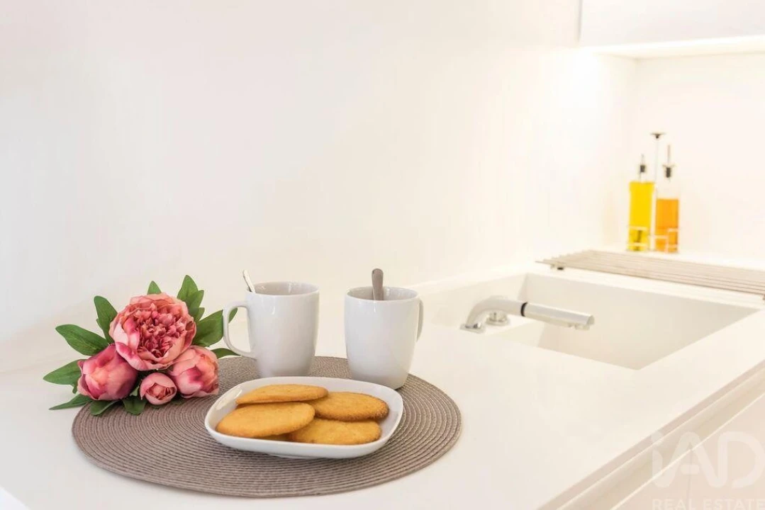 Apartamento T2 para Arrendamento em Santo António Foto 13