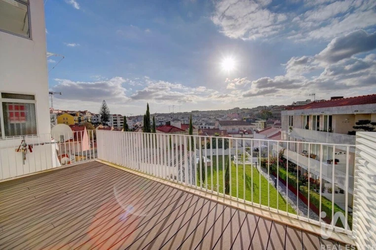 Apartamento T2 para Venda em Santa Maria Maior