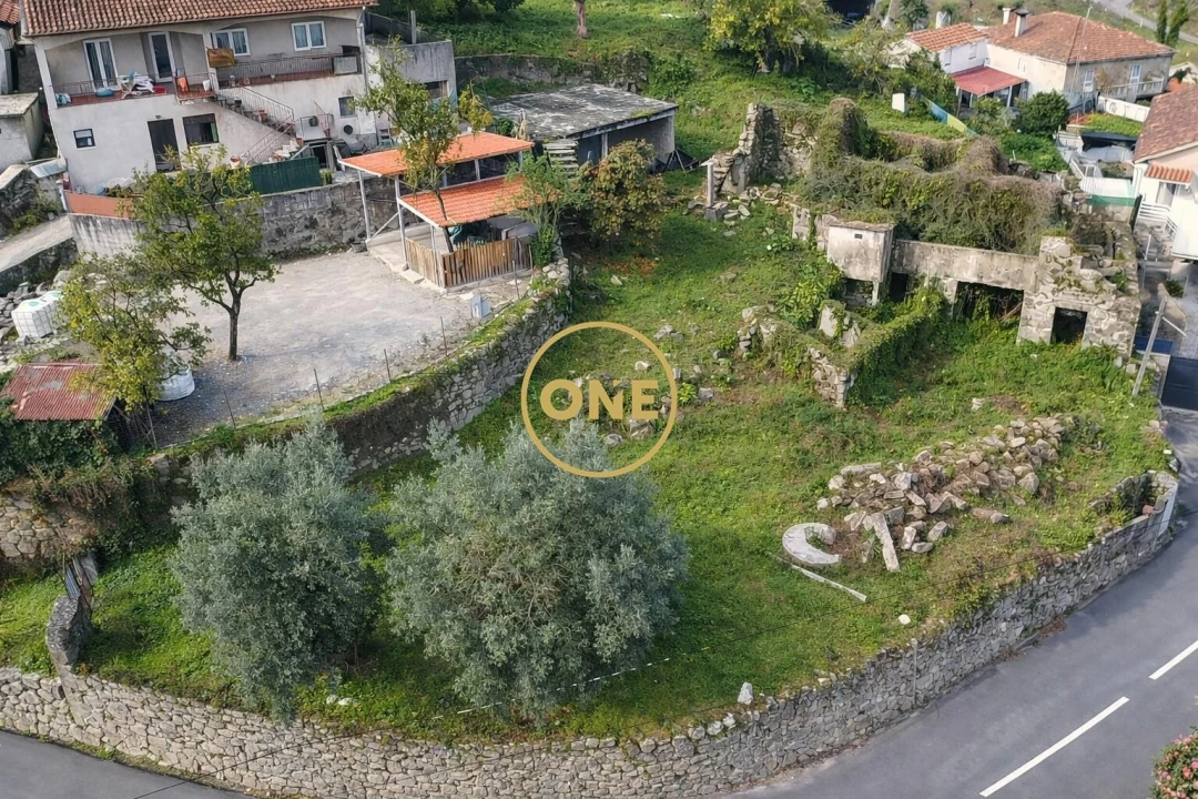 Moradia T3 para Venda em Dossãos Foto 3