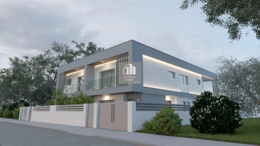 Moradia T4 para Venda em Fernao Ferro