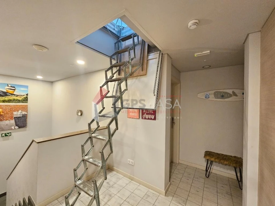 Prédio para Venda em Praia da Vitoria (Santa Cruz) Foto 43