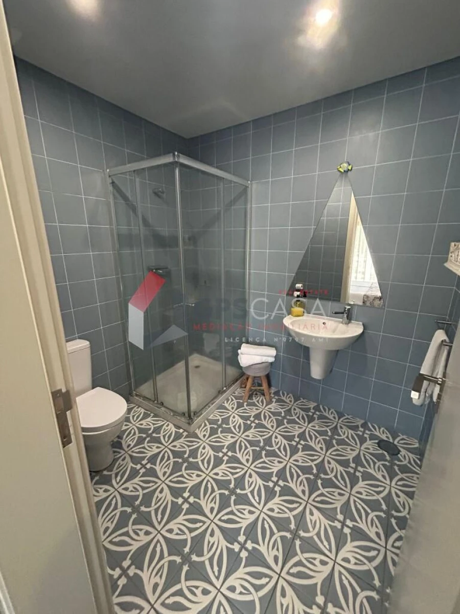 Prédio para Venda em Praia da Vitoria (Santa Cruz) Foto 39