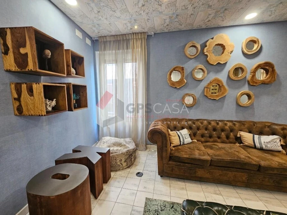 Prédio para Venda em Praia da Vitoria (Santa Cruz) Foto 4