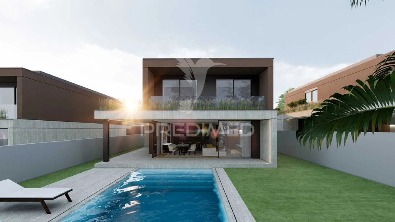 Moradia T4 para Venda em Lago Foto 12