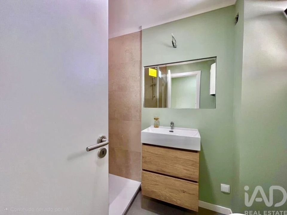 Apartamento T2 para Venda em Quarteira Foto 19