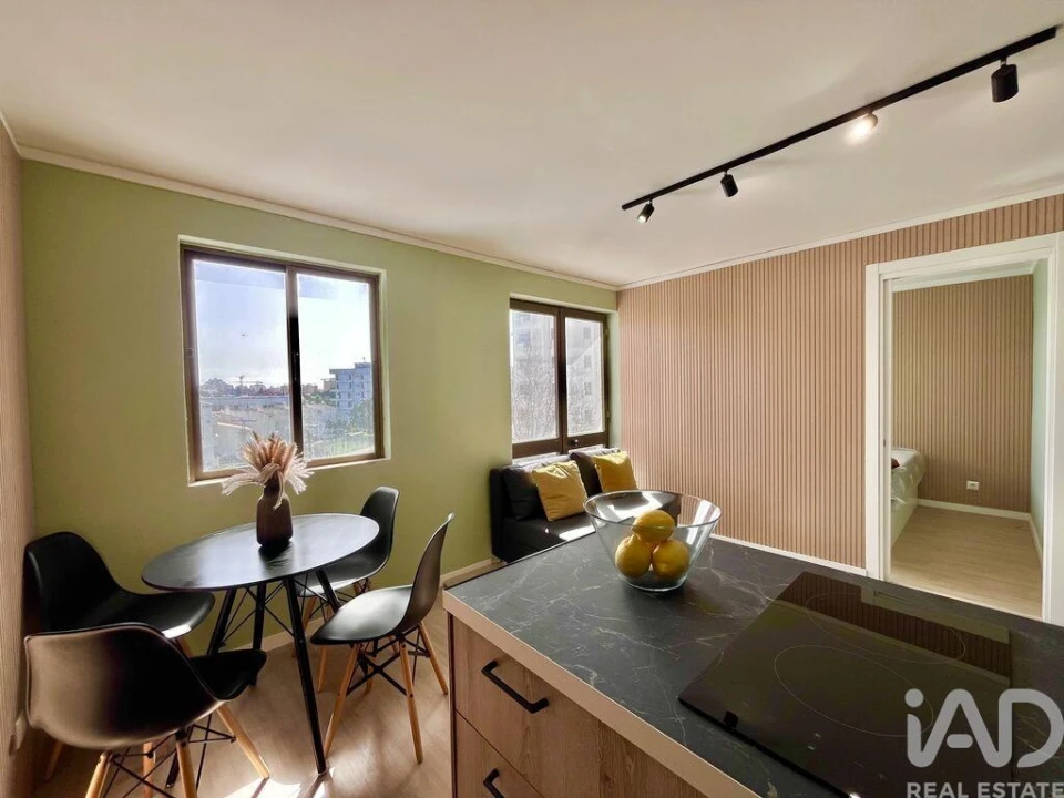 Apartamento T2 para Venda em Quarteira Foto 3