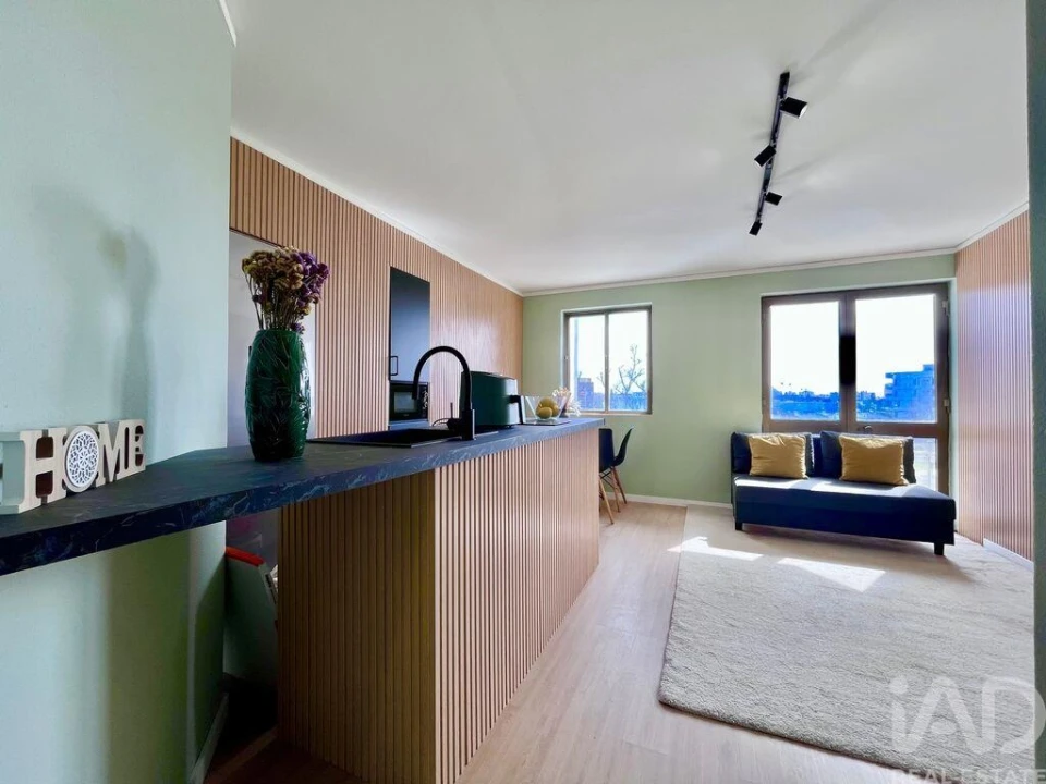 Apartamento T2 para Venda em Quarteira Foto 2