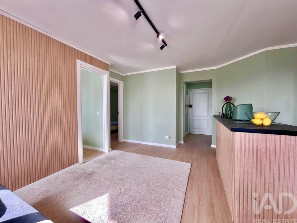 Apartamento T2 para Venda em Quarteira Foto 7
