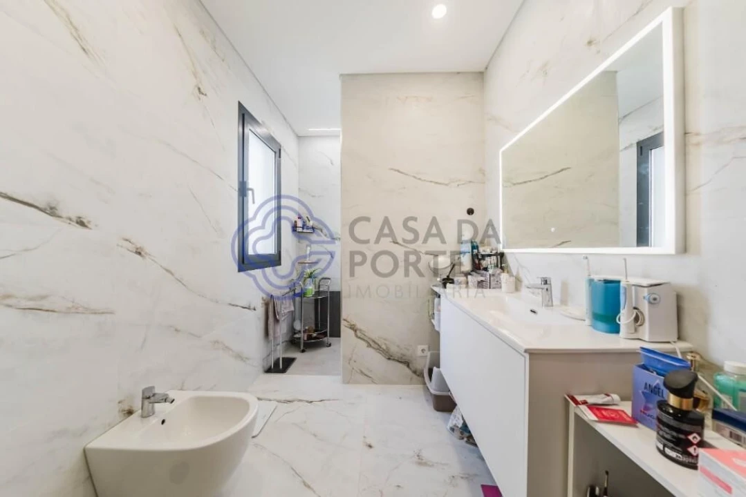 Moradia T3 para Venda em Nadadouro Foto 38