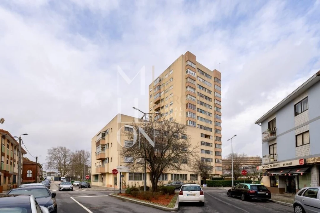 Apartamento T3 para Venda em Santa Marinha e São Pedro da Afurada Foto 1