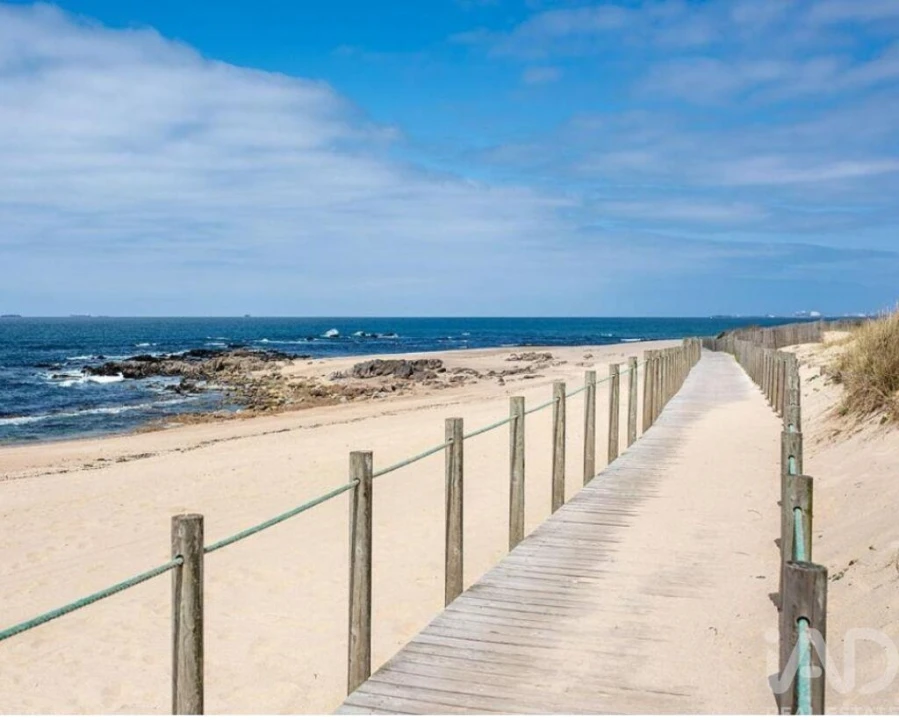 Apartamento T2 para Venda em Madalena Foto 2