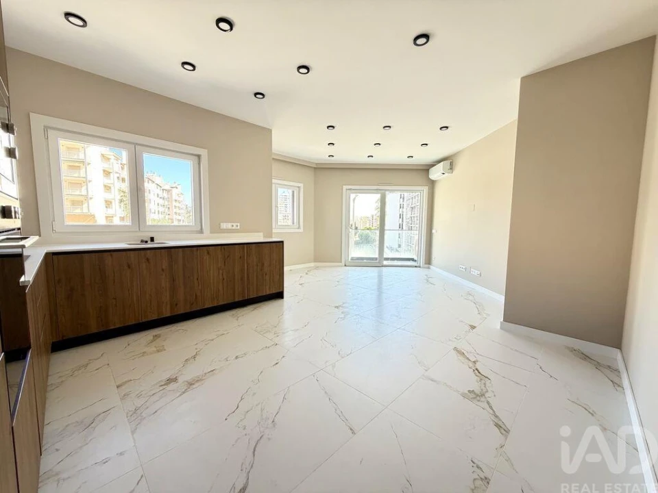 Apartamento T2 para Venda em Armação de Pera Foto 1