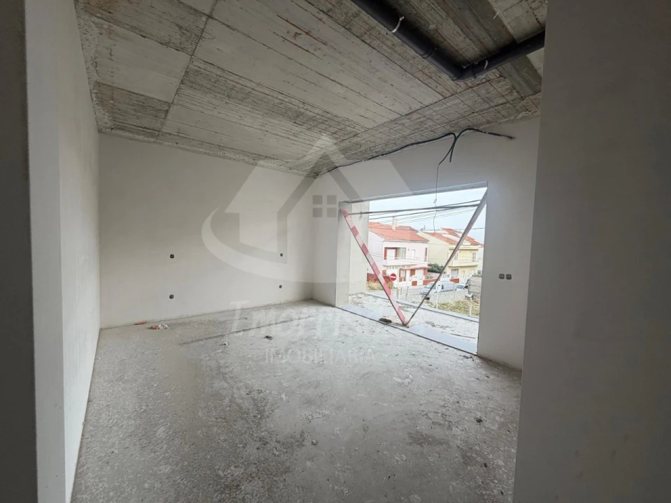 Moradia T4 para Venda em Santa Iria de Azoia, São João da Talha e Bobadela Foto 21