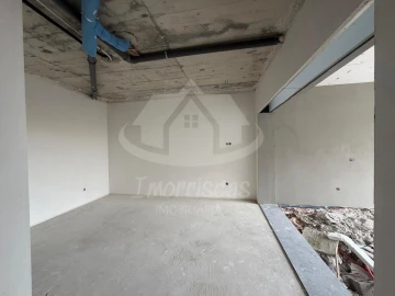 Moradia T4 para Venda em Santa Iria de Azoia, São João da Talha e Bobadela