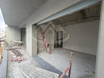 Moradia T4 para Venda em Santa Iria de Azoia, São João da Talha e Bobadela