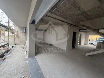 Moradia T4 para Venda em Santa Iria de Azoia, São João da Talha e Bobadela