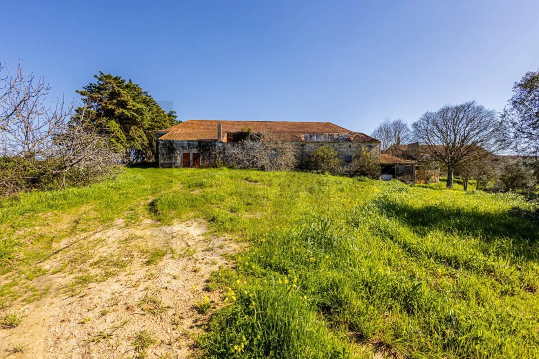 Moradia T5 para Venda em Moçarria Foto 98