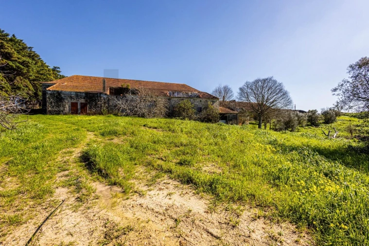 Moradia T5 para Venda em Moçarria Foto 2