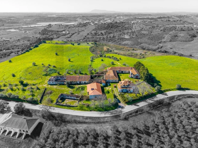 Moradia T5 para Venda em Moçarria Foto 108