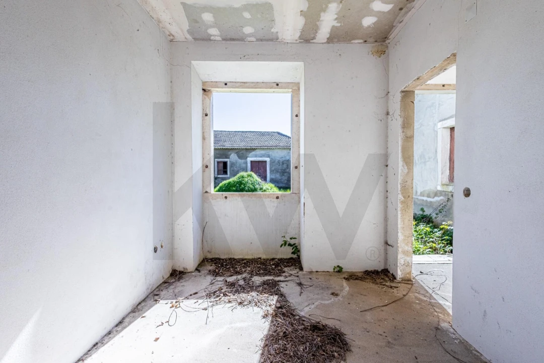 Moradia T5 para Venda em Moçarria Foto 12