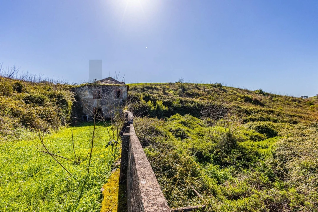 Moradia T5 para Venda em Moçarria Foto 100