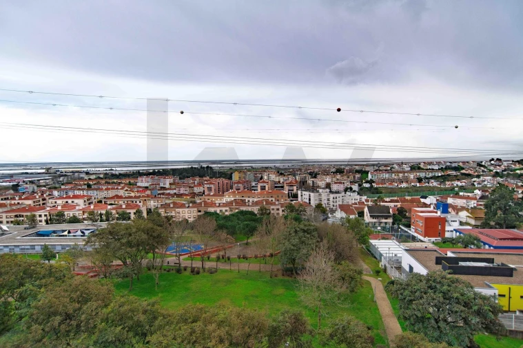 Apartamento T2 para Venda em Alverca do Ribatejo e Sobralinho Foto 12